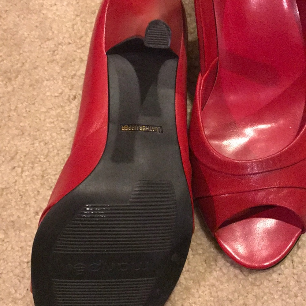 Shoes - Picture 3 of 3